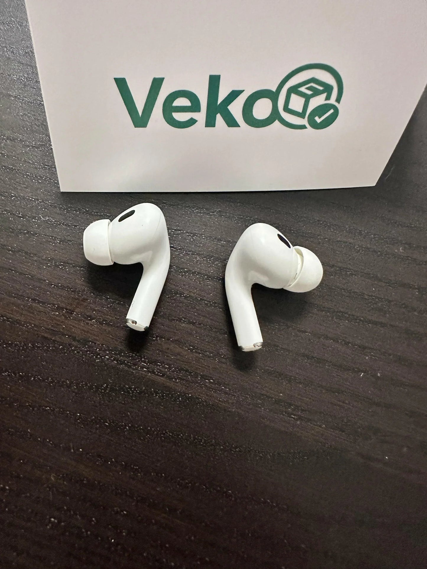 Apple AirPods Pro 2 – Hülle leicht verkratzt – USB-C – Ohne Box – Ersatz-Ohrstöpsel XS-L - Vekoshop